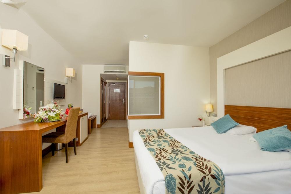 Greenwood Kemer Resort Exterior photo