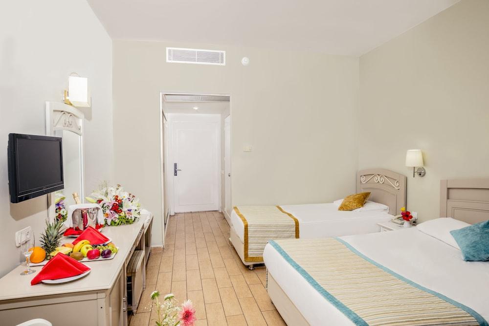 Greenwood Kemer Resort Exterior photo